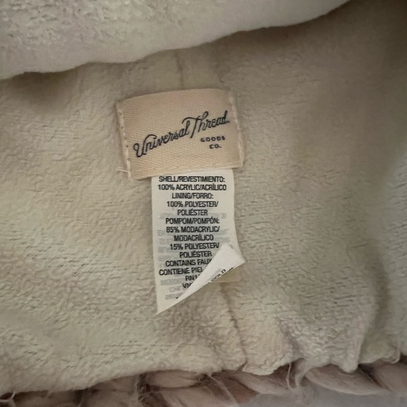 Universal Thread Chunky Knit Stripped Winter Hat - Picture 4 of 5